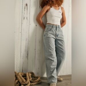 NWT Urban Outfitters BDG Logan Boyfriend Jeans